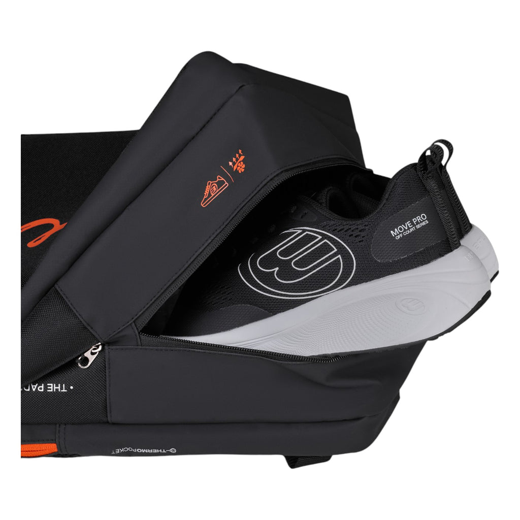 Juoda kuprinė  Ionic